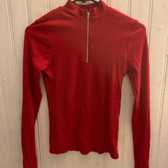 Red Long Sleeve with Zipper - Picture 1 of 2